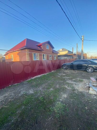 Коттедж 173 м² на участке 8 сот.