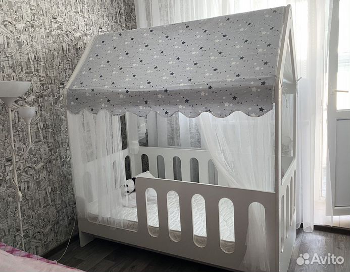 Кровать домик 160/80 с матрасом