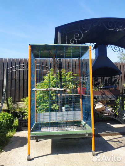 Вольеры и большие клетки