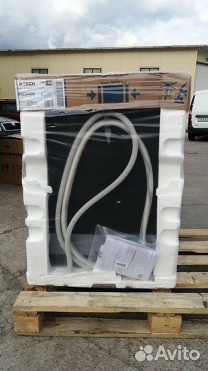 Встраиваемая посудомоечная машина Bosch SMV6ZDX49E