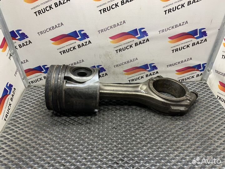 20412200 Шатун с поршнем