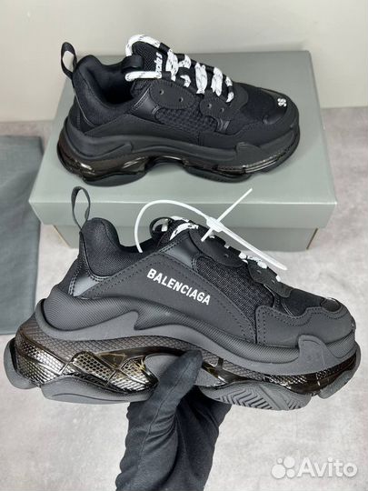 Кроссовки Balenciaga Triple s Clear sole