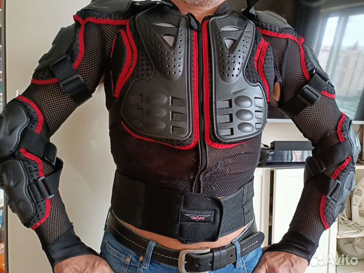 Мото экипировка (мото шлемы, мото боты, куртки)