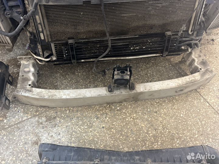 Усилитель переднего бампера porsche panamera 970