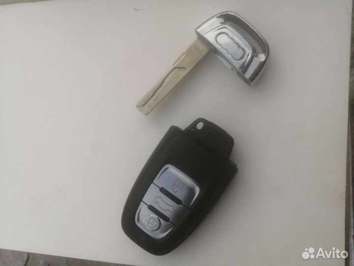 Ключ Audi оригинал