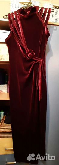 Вечернее платье