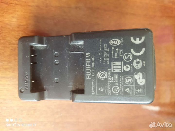 Зарядное устройство Fujifilm