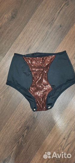 Шорты для танцев Новые. Пайетки