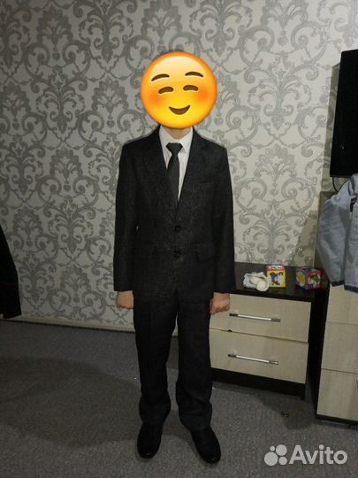 Костюм