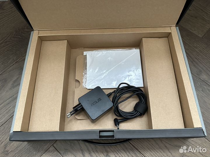 Ноутбук Asus intel 32emmc/120Gb SSD