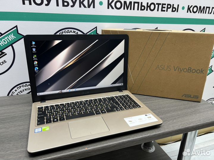 Игровой Asus 8 ядер Core i7-8550 DDR4 GT 110MX SSD
