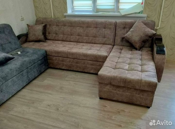 Угловой диван раскладной в наличии не б/у