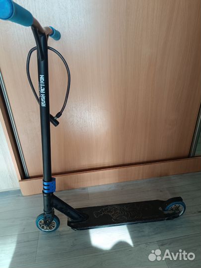 Трюковой самокат