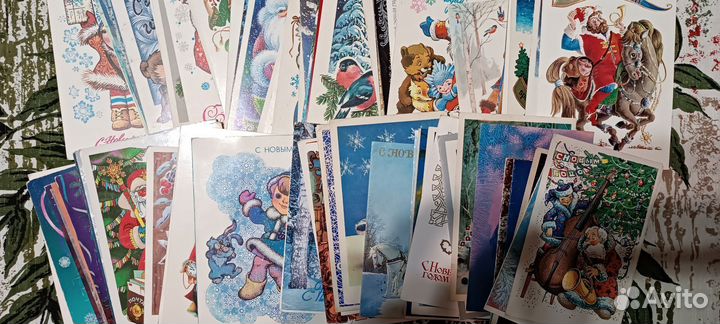 Подписанные открытки новый год.рисованные.329 штук