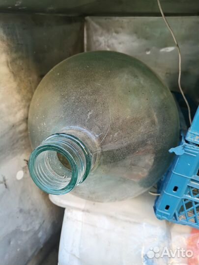 Бутыль стеклянная 20 и 50 литров