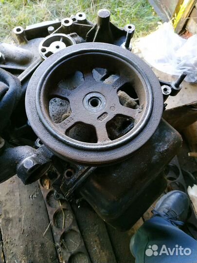 З/чДодж,крайс. 3.3л.к двиг