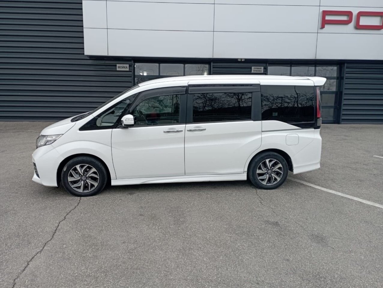 Honda Stepwgn: фото владельца