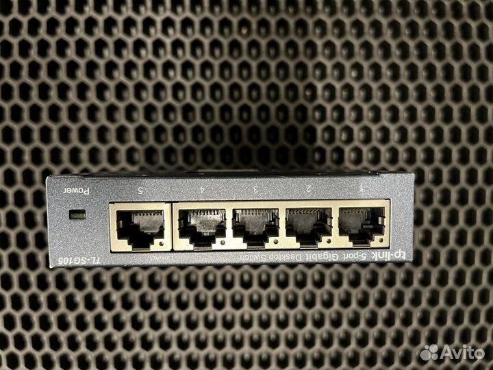 Коммутатор TP-link TL-SG105
