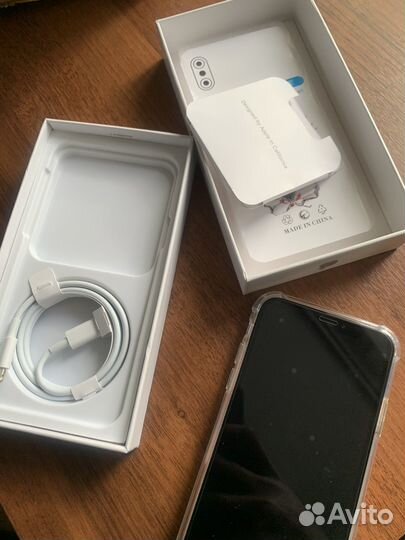 iPhone Xs, 256 ГБ
