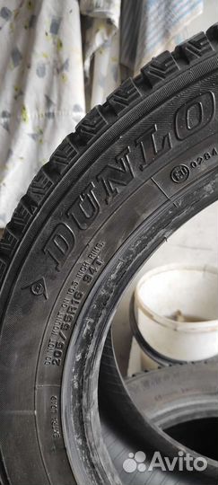 Dunlop SP Winter Ice 01 205/55 R16 94T