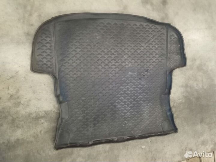 Коврик багажника Mitsubishi Outlander XL