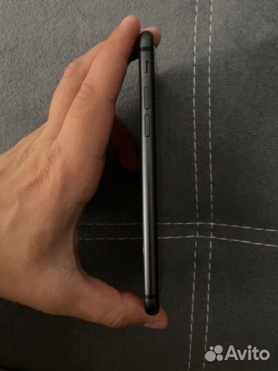iPhone 8, 128 ГБ