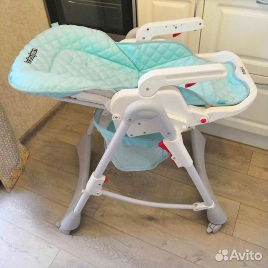 Стульчик для кормления babyton