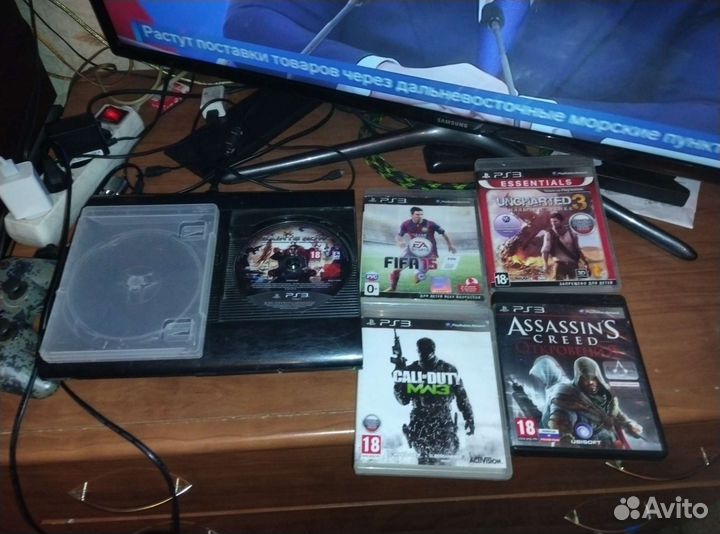 PS3 super slim500гб+5 дисков