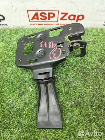 Замок капота Audi A5 8T сdn 2013