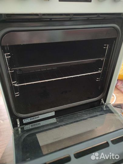 Плита электрическая AEG 47005V9-WN