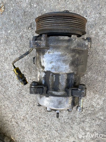 Компрессор кондиционера citroen с5 HDI 2.2 2003 г