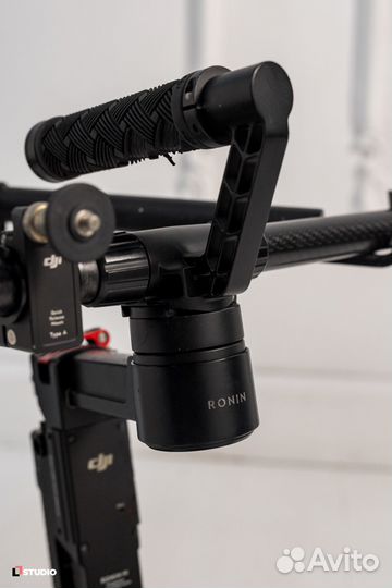 DJi Ronin M