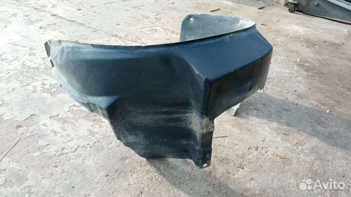 Передний подкрылок Дэу Нексия