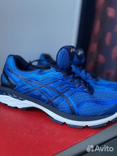 Кроссовки Asics GT-2000 5