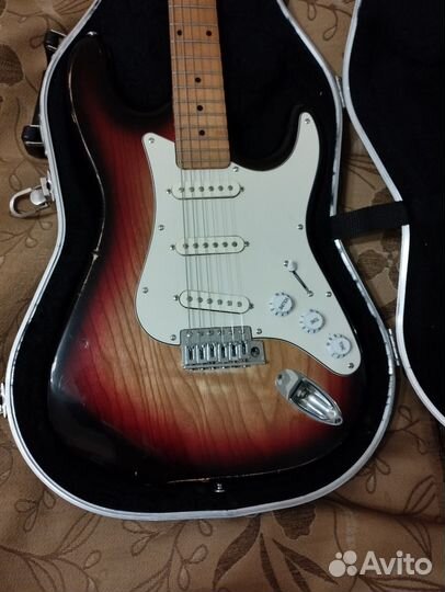 Fender stratocaster, custom, japan, винтаж, 70е