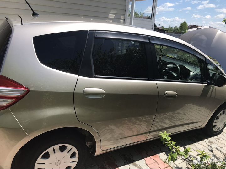 Honda Fit 1.3 CVT, 2009, 187 000 км