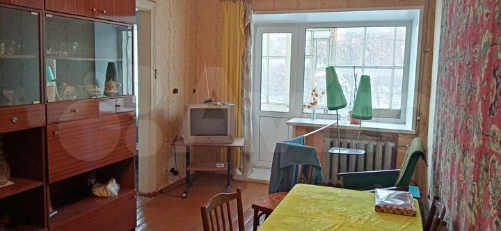 3-к. квартира, 57 м², 2/4 эт.