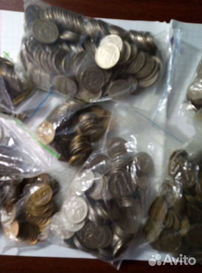 Продам монеты