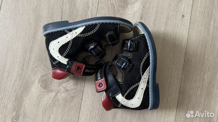 Сандалии для мальчиков ортопедические