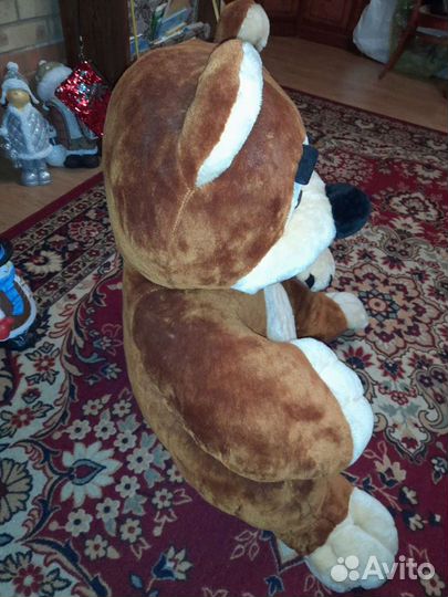 Медведь огромный новый большой