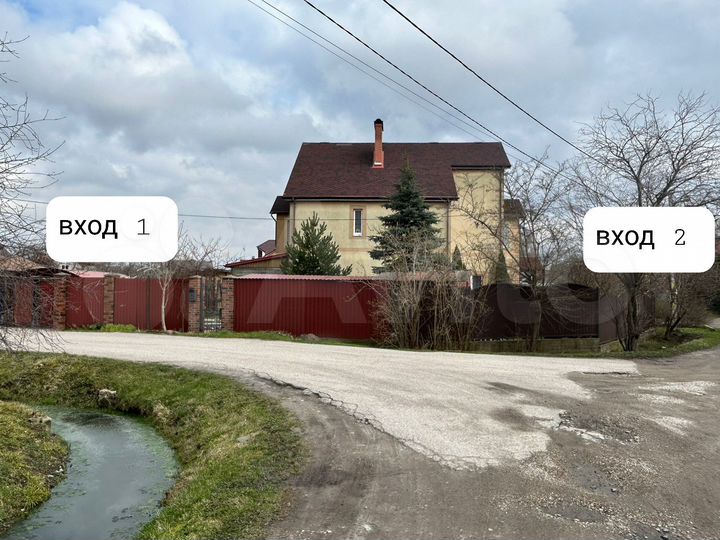 Таунхаус 160 м² на участке 4 сот.