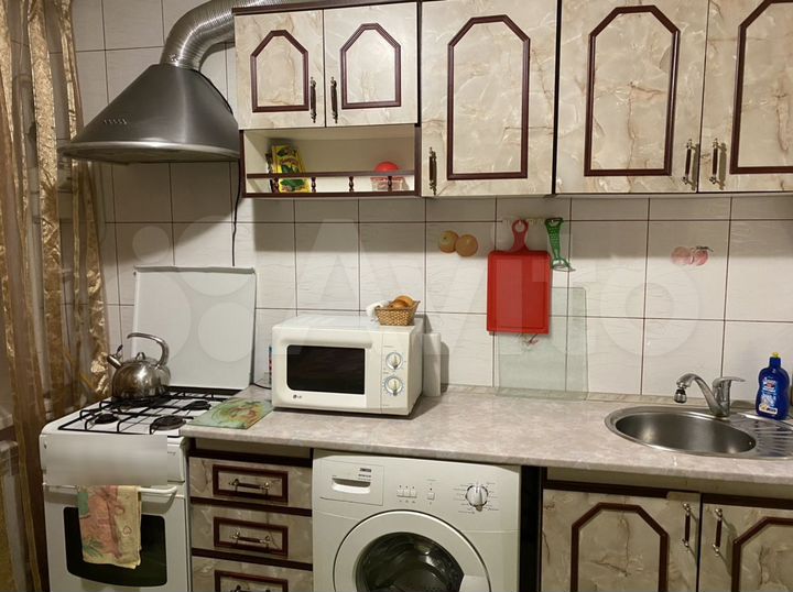 2-к. квартира, 50 м², 9/9 эт.