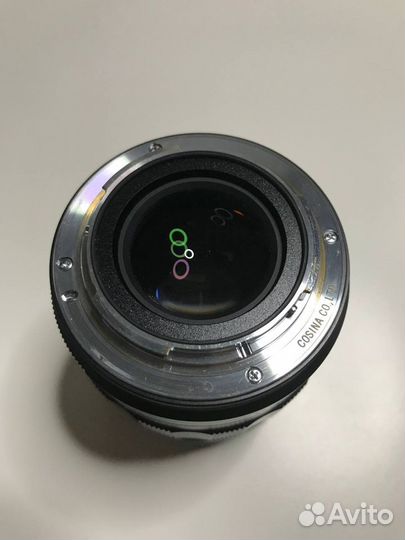 Объектив Voigtlander 25mm F0.95 Nokton