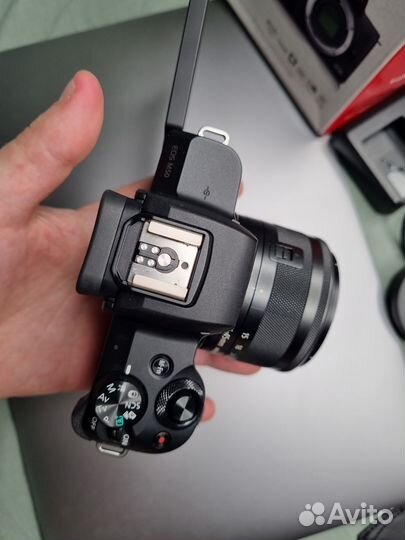 Canon m50 + 15-45 is STM