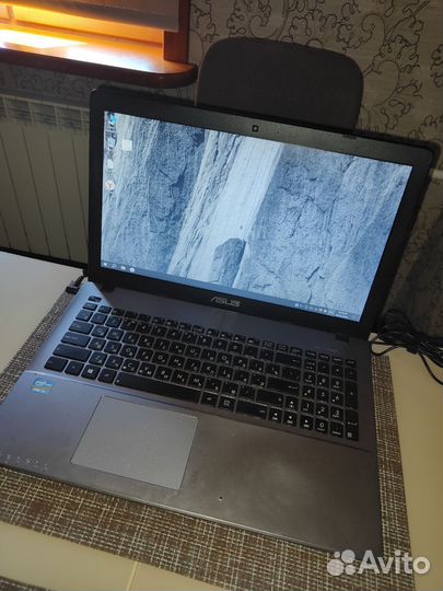 Ноутбук asus