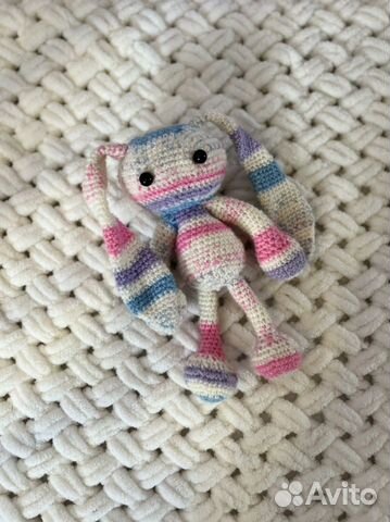 Зайчики японские длинноухие игрушки вязаные