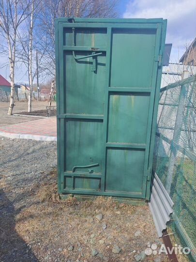 Продам контейнер 3 тонник