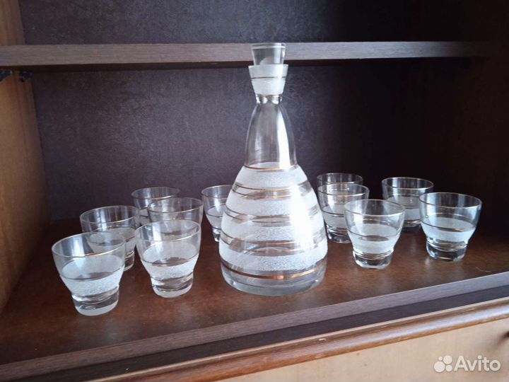 Рюмки и графин