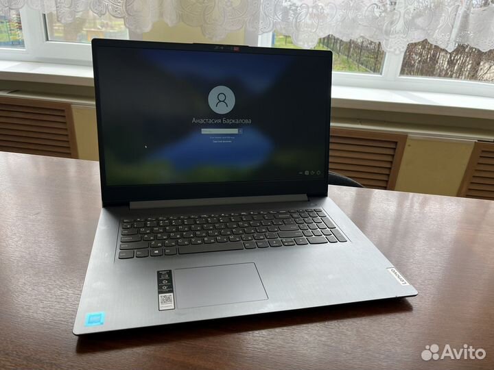 Ноутбук lenovo