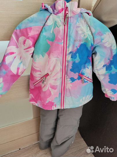 Демисезонный костюм для девочки 104